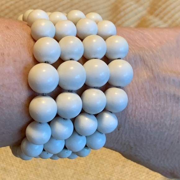 Vintage bracelet, great for clubs with black lights. 1960’s - Picture 3 of 7